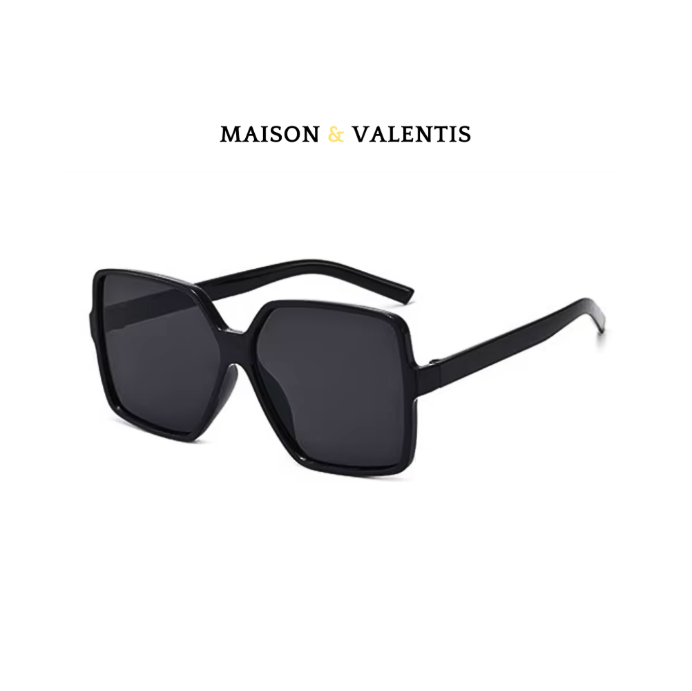 Valencia - oversized fashion design